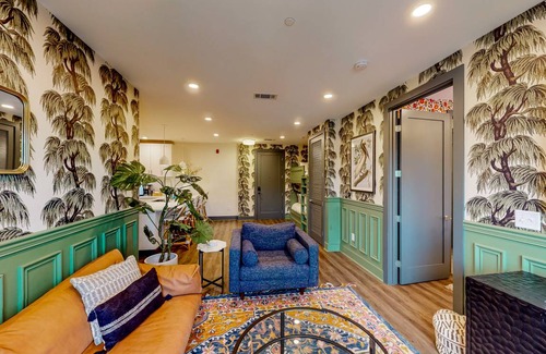 Rolling Mill Hill Condo | 113 m² Condo ∙ 3 bedrooms ∙ 12 guests