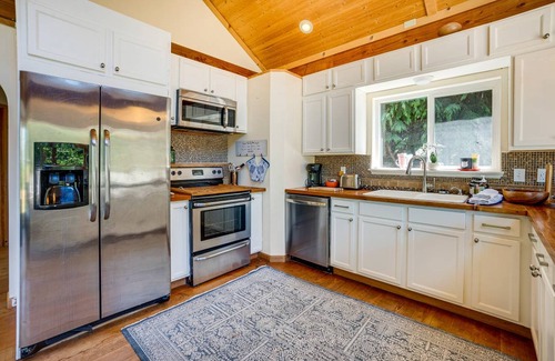Gold Beach Cottage | 125 m² Cabin ∙ 3 bedrooms ∙ 8 guests
