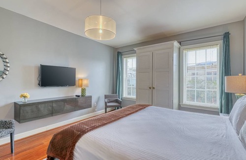 Old West Broad Neighborhood House | 177 m² House ∙ 4 bedrooms ∙ 10 guests