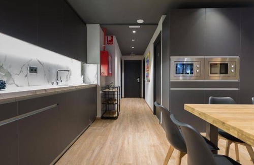 El Prat de Llobregat Hostel | 20 m² Hostel ∙ 127 guests