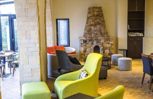 Ren'ai Hotel | 20 m² Motel ∙ 8 guests