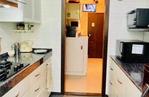 Prabhadevi Bed & Breakfast | 25 m² Bed and breakfast ∙ 4 guests