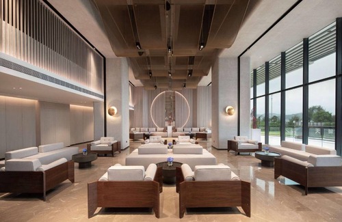 Huidong Hotel | 300 m² Hotel ∙ 12 guests