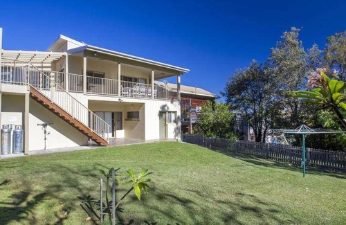 Mollymook Beach House | 350 m² House ∙ 5 bedrooms ∙ 10 guests