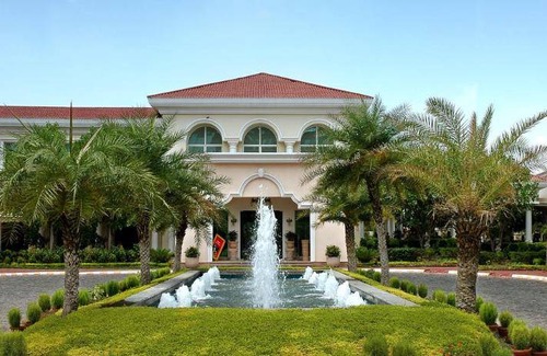 Sushant Lok Resort | 48 m² Resort ∙ 127 guests