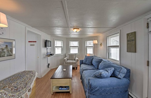 Matunuck Cottage | 52 m² Cabin ∙ 2 bedrooms ∙ 6 guests