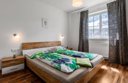 Goldegg Apartment | 65 m² Apartment ∙ 2 bedrooms ∙ 6 guests