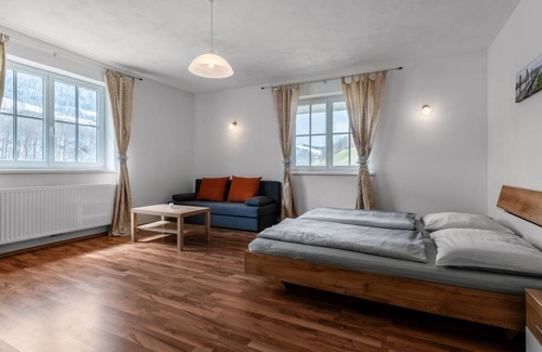 Goldegg Apartment | 65 m² Apartment ∙ 2 bedrooms ∙ 6 guests