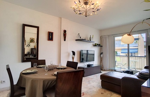 Gambetta Apartment | 70 m² Apartment ∙ 2 bedrooms ∙ 4 guests