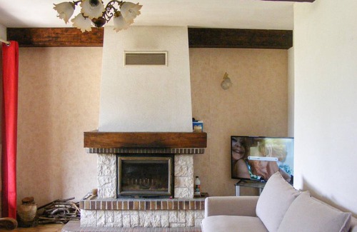 Saint-Hilaire-les-Places House | 85 m² House ∙ 3 bedrooms ∙ 6 guests