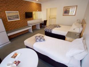South Albury Hotel | Albury Paddlesteamer