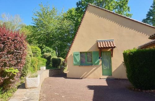 Saint-Hilaire-les-Places House | Camping l'Air du Lac*
