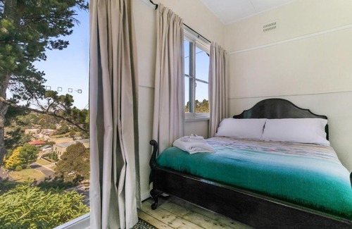 Katoomba House | Carinya Cottage