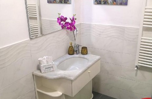 Pisa City Centre Apartment | Centralissimo bilocale,parcheggio,AC,vicino a stazione,aeroporto