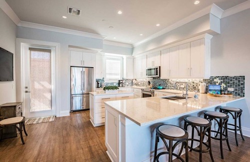 Clearwater Beach House | Clearwater Beach Townhome w/Game Room & Boat Slip!