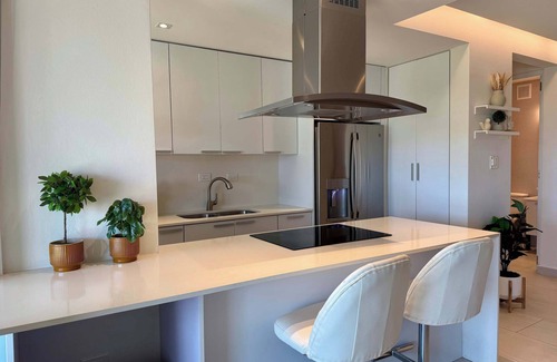 Candelero Abajo Apartment | Harbor Heights Retreat | Rooftop Terrace with BBQ