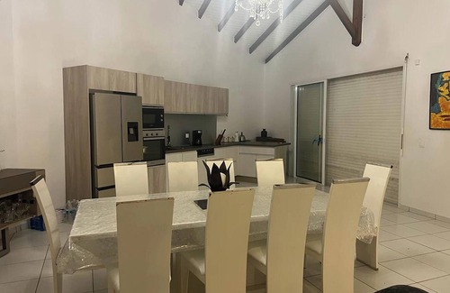 Perinet Villa | Homerez - Villa in Le Gosier - Pool