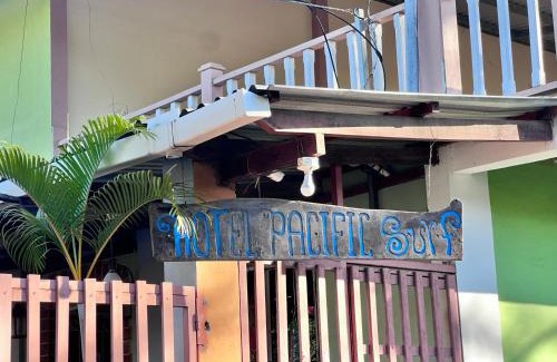 El Tunco Hotel | Hotel Pacific Surf Tunco Beach with AC best room Surf City