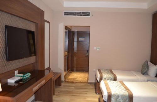 Al Aziziyah Hotel | Midan Hotel & Suites Al Aziziya