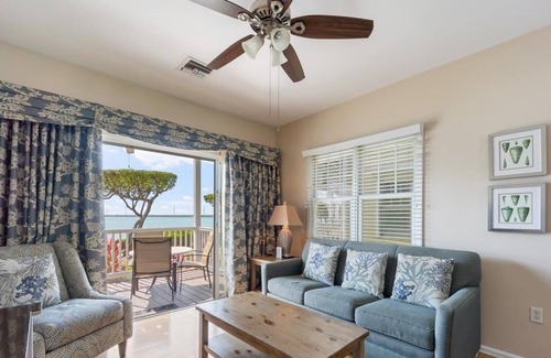 Marathon House | Ocean-View 2BR/1.5BA Bungalow 5043: Village at Hawks Cay Villas