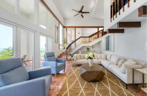 Candelero Abajo Villa | Olive Villa Palmas - Modern Beachfront