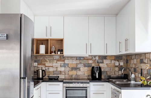 Palaio Faliro Apartment | The Black Marble - Sea View/2BR/1,5BA
