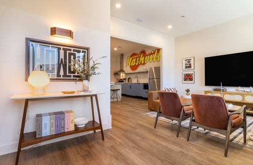 Buena Vista House | The Conway A Buyout | 60 Person Buyout in DT Nash