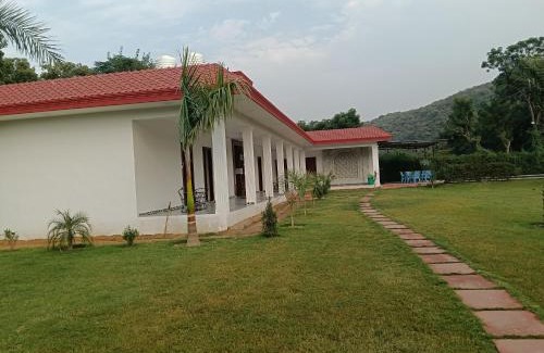 Jacobpura Resort | The Hilltop Heaven