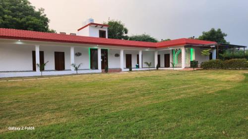 Jacobpura Resort | The Hilltop Heaven