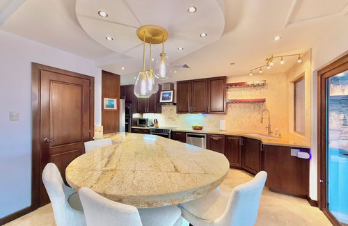 Pristine Bay House | Villa 1006 @ Pristine Bay, French Harbour