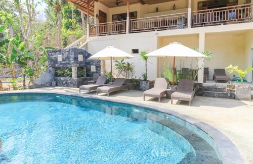 Mushroom Bay House | Villa Mimpi Indah Lembongan