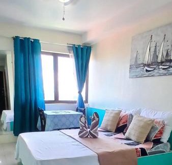 Downtown Cebu Apartment | Villahermiastaycation Cebu The Persimmon Studio