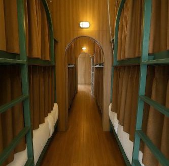 Talat Phlu Hostel | กรุงไทย โฮสเทล สเตชั่น