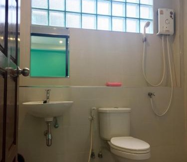 Nong Khae Hotel | โรงแรมห้วยทราย Huaisai Hotel