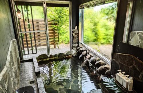 Kirishima House | プライベート温泉付き隠れ家 Shankara Lodge ~stay & retreat~