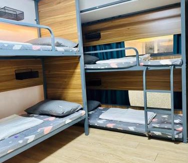 Longhua District Hostel | 安家青年寓舍深圳北站店Anjia Youth Hostel Shenzhen Railway North Branch