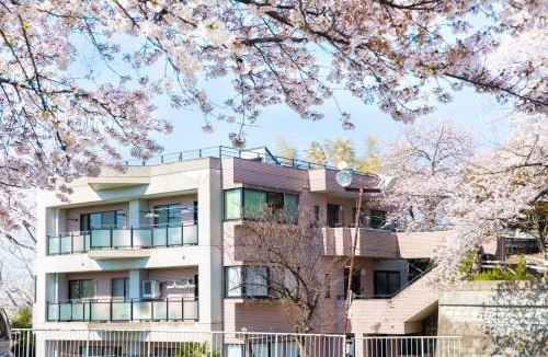 Minami Ward Apartment | 平楽園弐番館２階