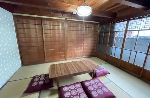 Kuwana Apartment | 桑名のお宿三崎通 桑名駅徒歩圏内一軒家