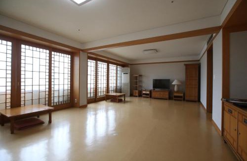 Bongmyeong-dong Hotel | 레전드호텔