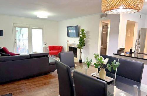 West End Apartment | 111 m² Apartment ∙ 2 bedrooms ∙ 8 guests