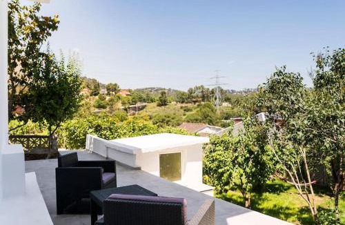 Cervello House | 20 min from BCN- Charming house w/pool & BBQ area