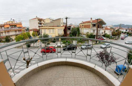Serres Villa | 200 m² Villa ∙ 4 bedrooms ∙ 10 guests