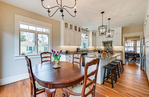 Winston - Salem House | 203 m² House ∙ 4 bedrooms ∙ 10 guests