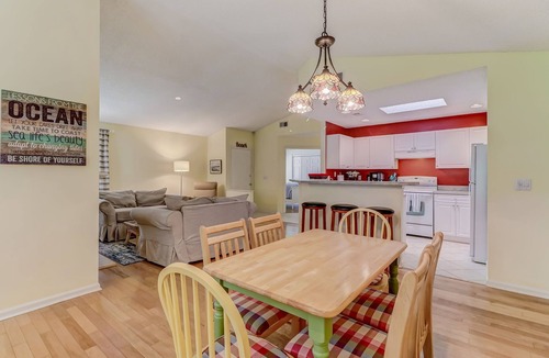 American Beach House | 3/2 Private Home, Steps from the Ocean! 5017 Summer Beach, Amelia Island