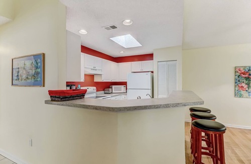 American Beach House | 3/2 Private Home, Steps from the Ocean! 5017 Summer Beach, Amelia Island