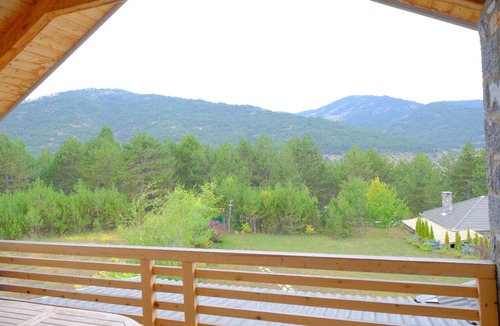 Moscopole House | 370 m² House ∙ 4 bedrooms ∙ 12 guests