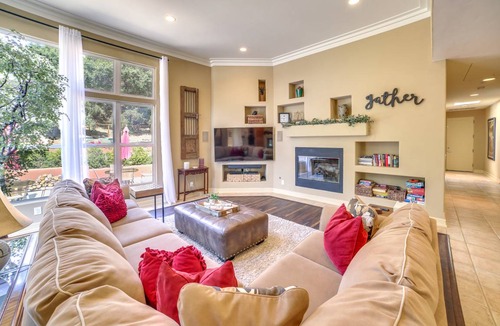 Salinas House | 487 m² House ∙ 5 bedrooms ∙ 12 guests