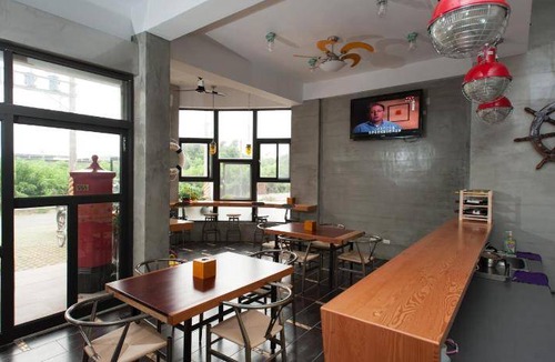 Linbian Hotel | 50 m² Motel ∙ 8 guests