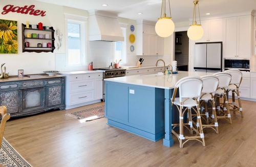 Manzanita House | 5BR, Chef's Kitchen, Hot Tub