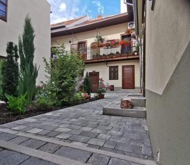 Gyor Apartment | 5Churches Apartment